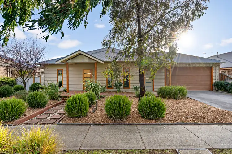 8 Braford Drive, Doreen VIC 3754