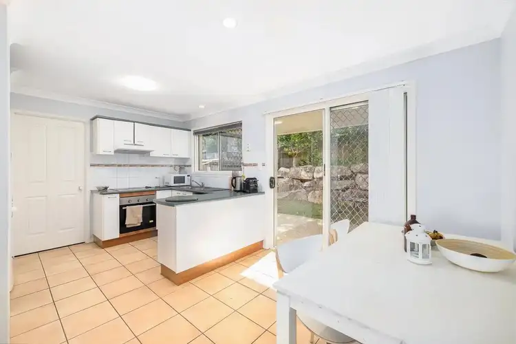 Second view of Homely townhouse listing, 2/152 Lister Street, Sunnybank QLD 4109