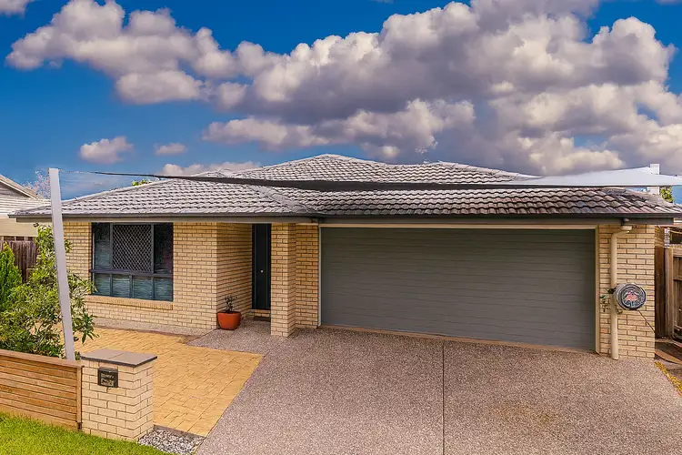 32 Fred Pham Crescent, Doolandella QLD 4077