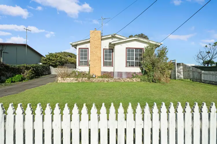 17 Belmore Road