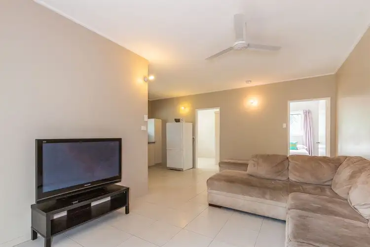 2/52 Pikett Street, Clontarf QLD 4019