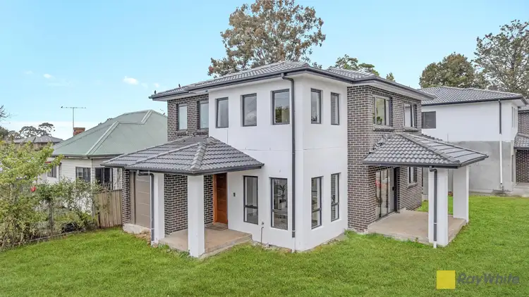 70 Portico Parade, Toongabbie NSW 2146