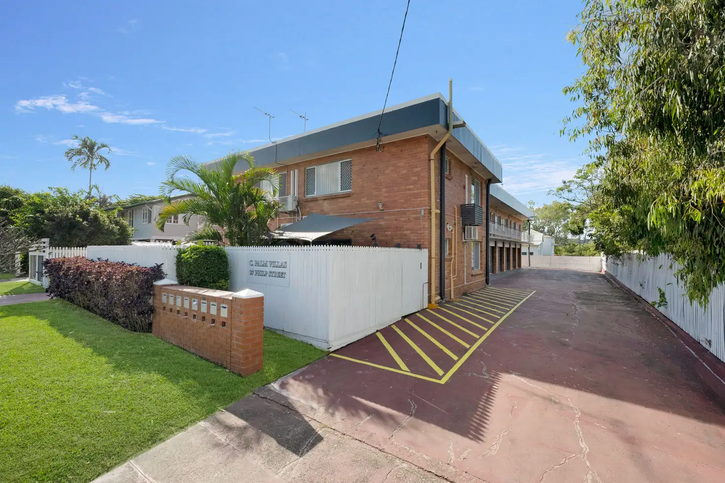 Main view of Homely house listing, 4/27 Philp Street, Hermit Park QLD 4812