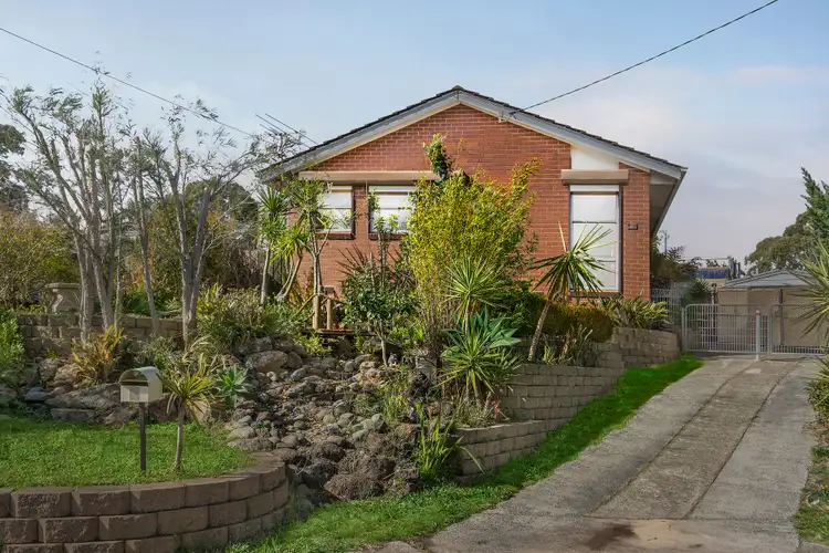 2 Ash Court, Frankston North VIC 3200