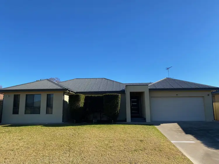 7 ANGELA Place, Griffith NSW 2680