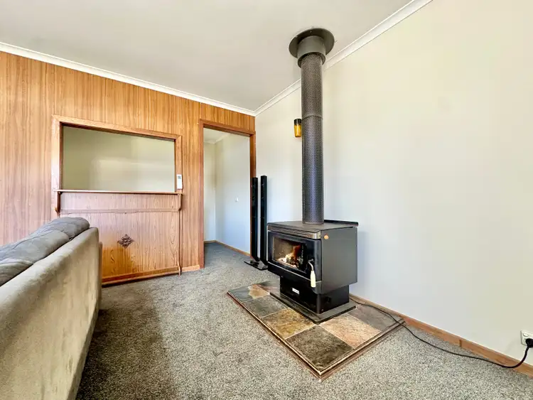 Sixth view of Homely house listing, 8 Philip Avenue, Bordertown SA 5268