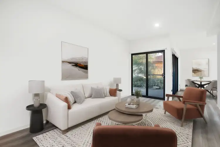 2/8 Fraser Crescent, Albion Park NSW 2527