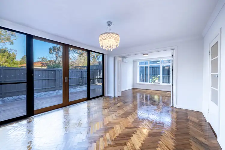 33 Primrose Crescent