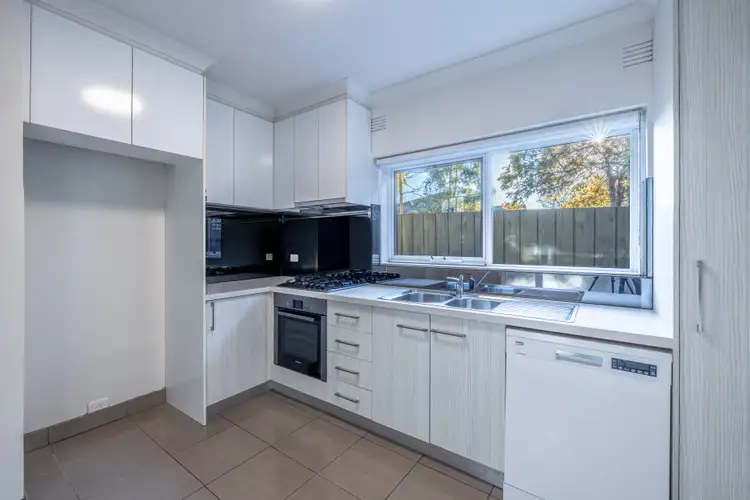 Second view of Homely unit listing, 2/33 Primrose Crescent, Brighton East VIC 3187