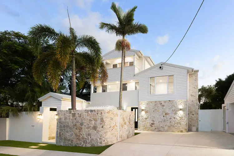 140 Monaco Street, Broadbeach Waters QLD 4218