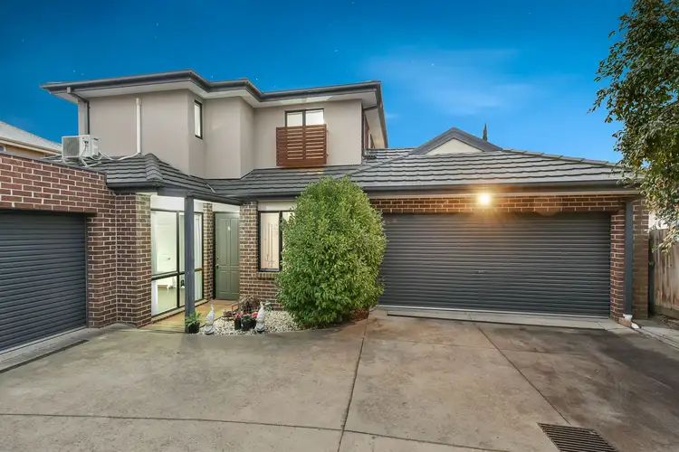Main view of Homely townhouse listing, 2/27 Glenbrook Avenue, Clayton VIC 3168