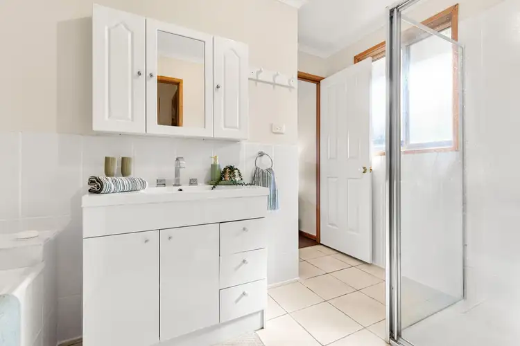 Fifth view of Homely house listing, 11 Oxley Court, Wyndham Vale VIC 3024