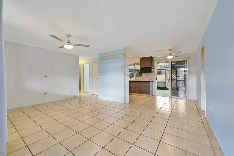 Sixth view of Homely house listing, 6 Aleta Court, Avoca QLD 4670