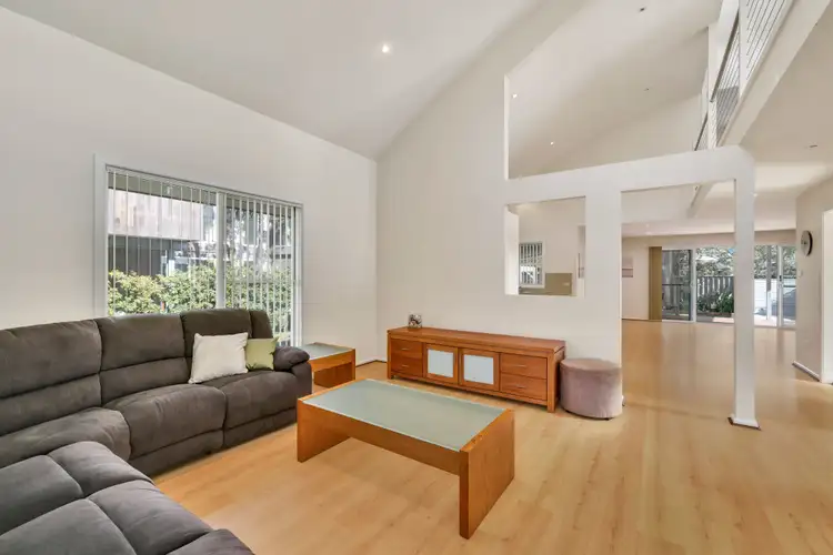 16 Hazelwood Rise, Callala Beach NSW 2540