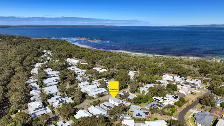 16 Hazelwood Rise, Callala Beach NSW 2540