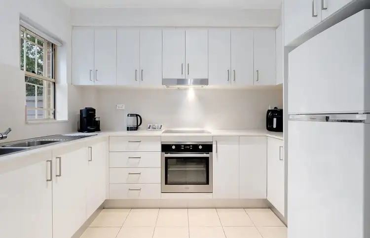 Third view of Homely apartment listing, 4/7-9 Alexander Street, Coogee NSW 2034