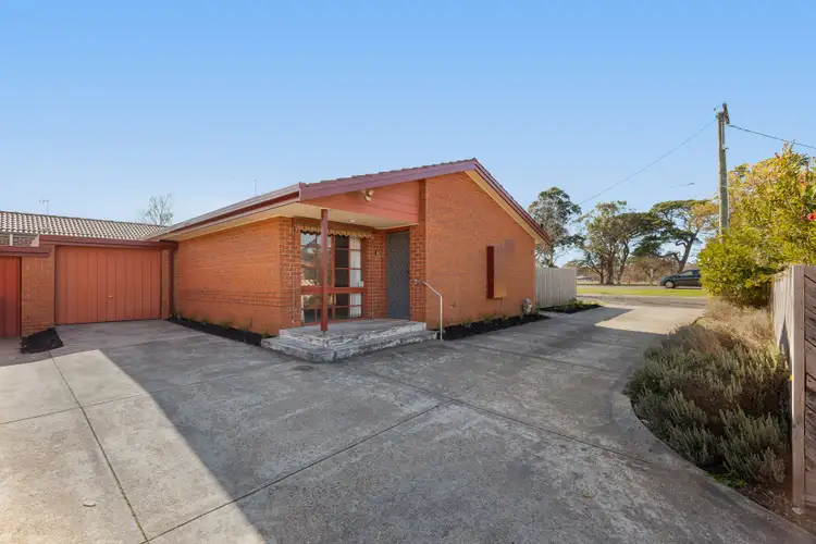 75 Gillies Street South