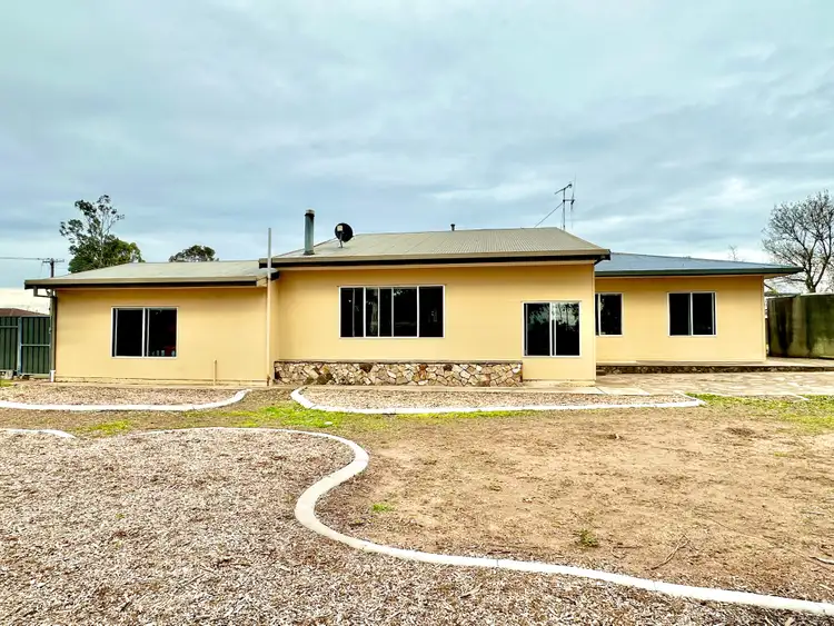4 Seventh Street, Bordertown SA 5268