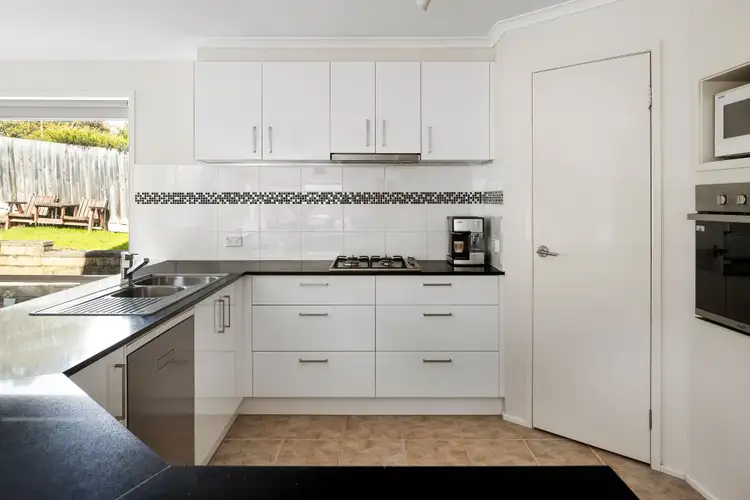 Sixth view of Homely house listing, 11 Kenmore Court, Frankston VIC 3199