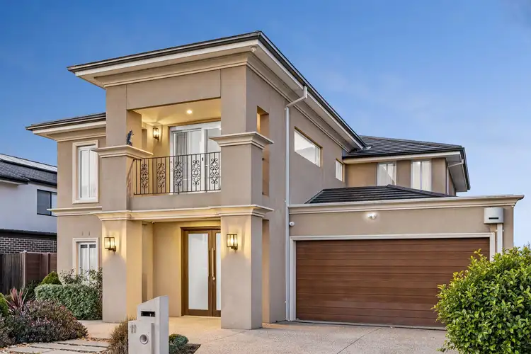 11 Fitzwilliam Circuit, Clyde North VIC 3978