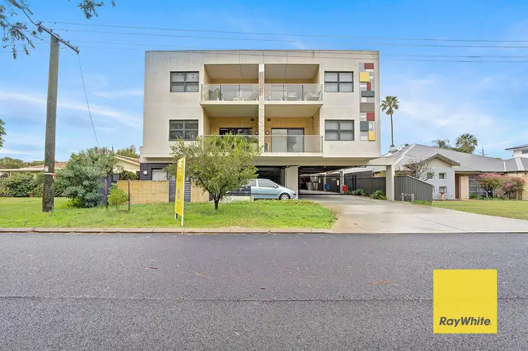 9/22 Hendra Street, Cloverdale WA 6105
