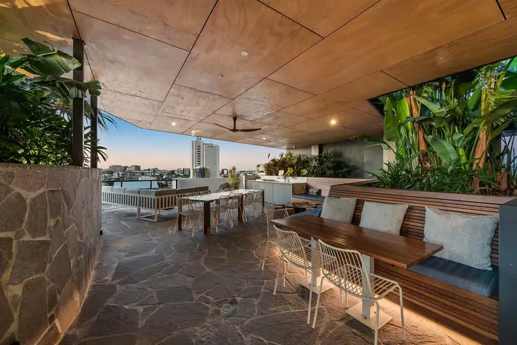 Second view of Homely unit listing, 303/18 Hubert Street, Woolloongabba QLD 4102