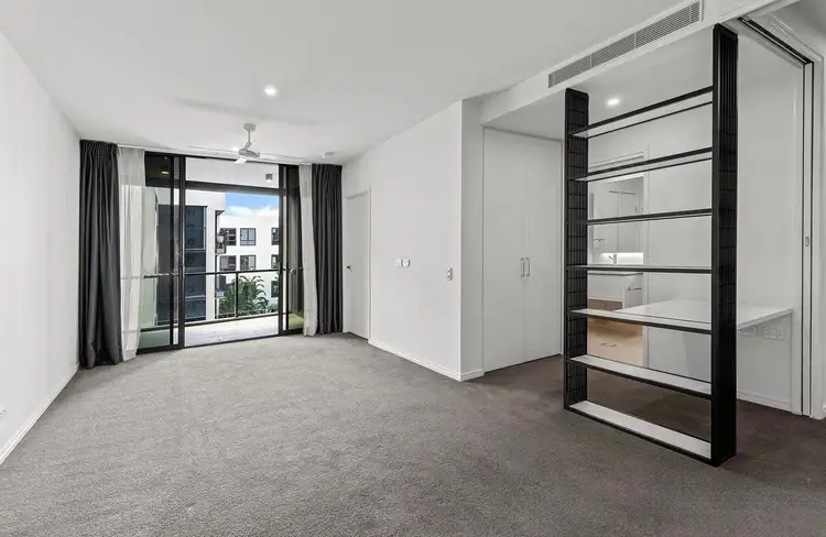 Fourth view of Homely unit listing, 303/18 Hubert Street, Woolloongabba QLD 4102