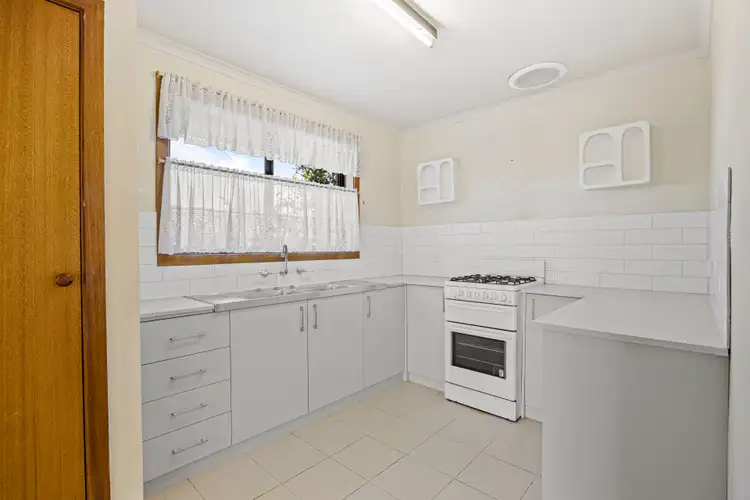 Fifth view of Homely unit listing, 3/7 Clarkson Street, Sebastopol VIC 3356