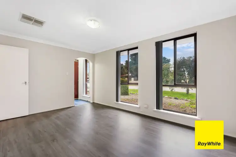 Second view of Homely house listing, 6 Shetland Road, Camillo WA 6111