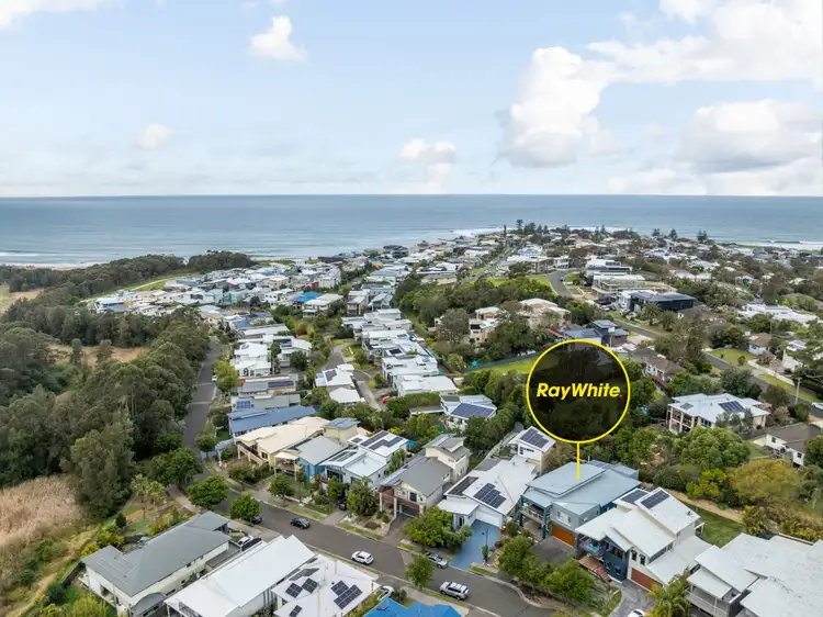 Second view of Homely house listing, 19 Sandon Drive, Bulli NSW 2516