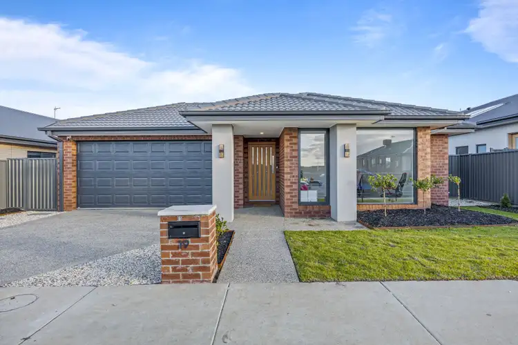 19 Anglesea Street, Winter Valley VIC 3358