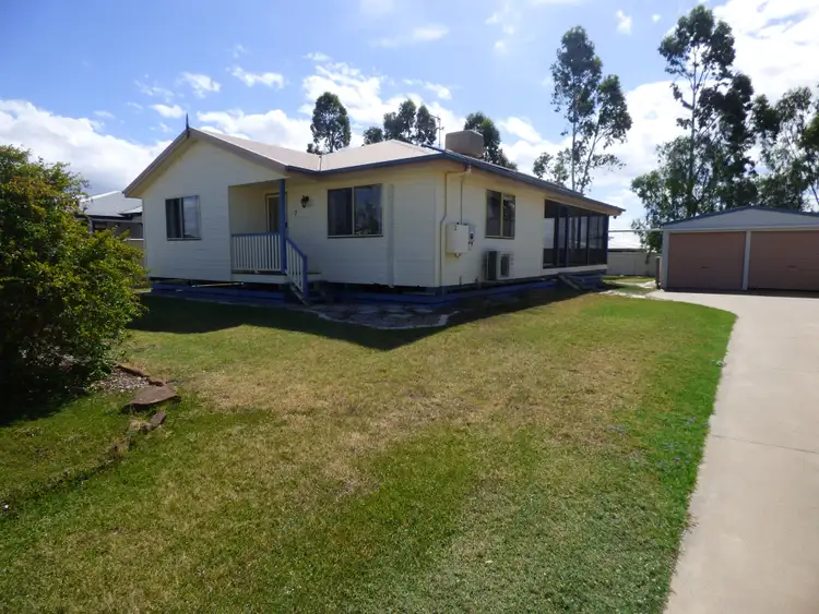 7 Karalee Court, Roma QLD 4455
