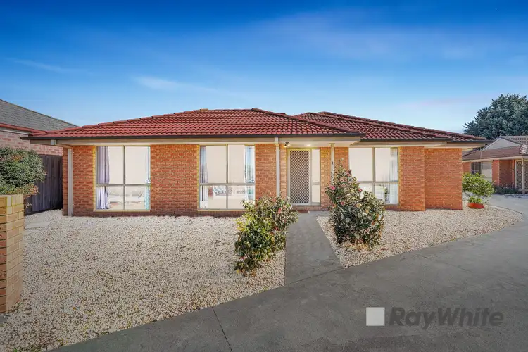 1/17 Linmac Drive, Hampton Park VIC 3976