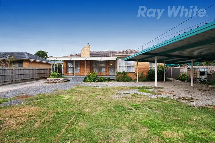 Fifth view of Homely house listing, 8 Esther Crescent, Mooroolbark VIC 3138