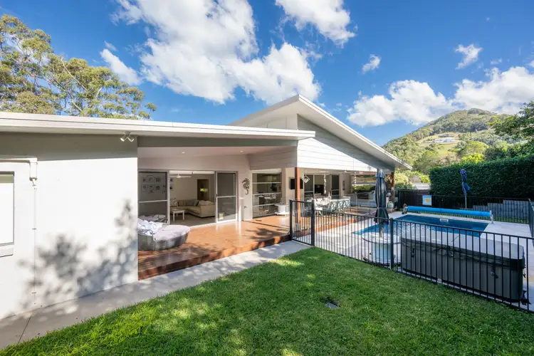 13 Ballantine Drive, Korora NSW 2450