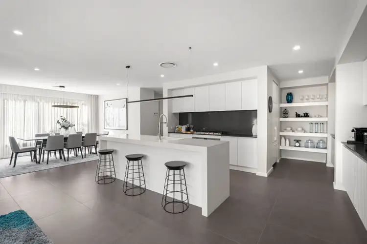 19 Gromark Terrace (The Gables), Box Hill NSW 2765