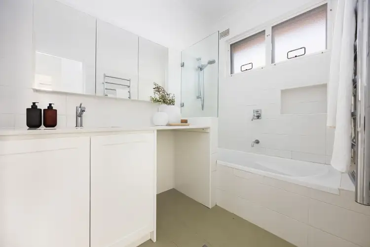 Sixth view of Homely apartment listing, 8/3A Reed Street, Cremorne NSW 2090
