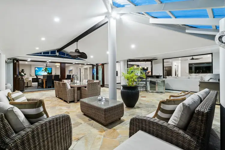 6 Cannon Drive, Currumbin Waters QLD 4223