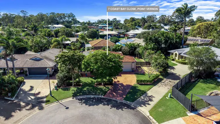 Second view of Homely house listing, 7 Coast Bay Close, Point Vernon QLD 4655