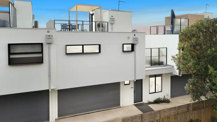 2/452 Station Street, Bonbeach VIC 3196