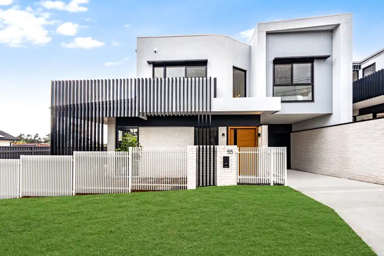 55 Kurrajong Avenue