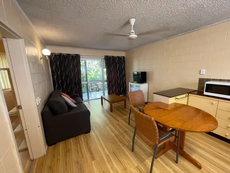 10/71-73 Moore Street, Trinity Beach QLD 4879