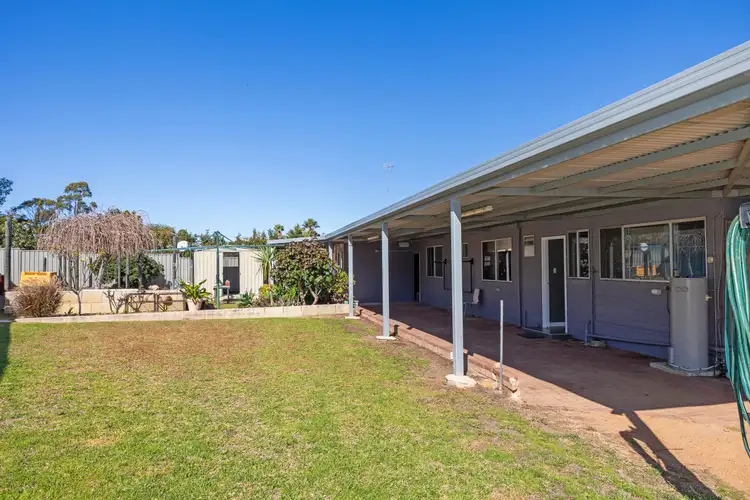 8 Butler Street, Badgingarra WA 6521