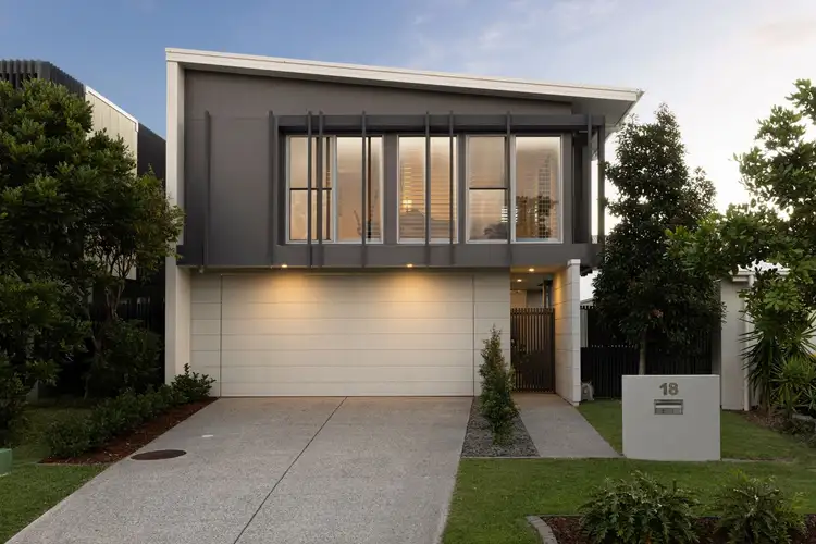 18 Waterway Drive, Birtinya QLD 4575