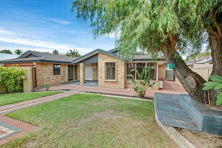 148 Mclarty Road, Halls Head WA 6210