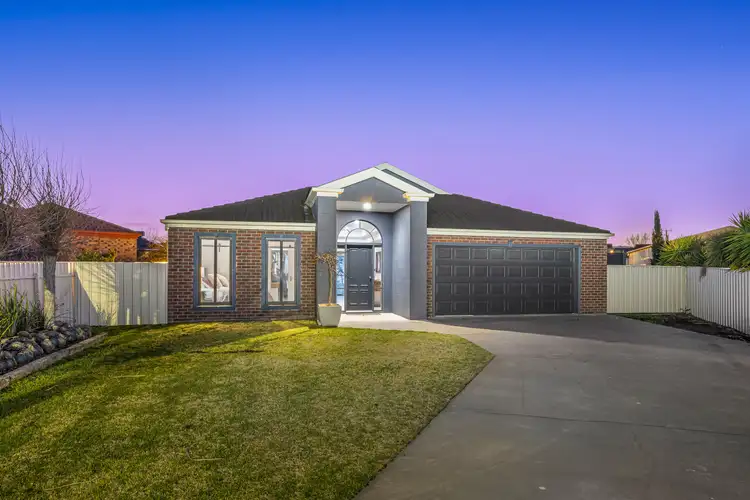 11 Lobelia Drive, Ararat VIC 3377
