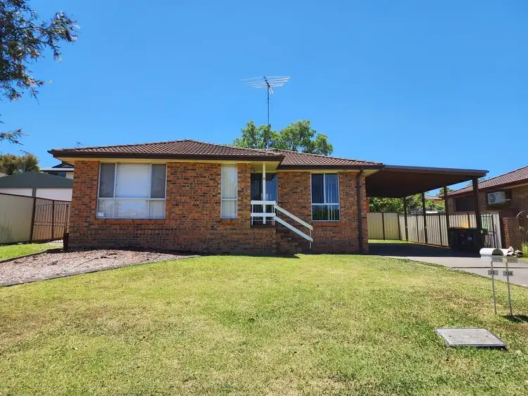 10 Crozier, Eagle Vale NSW 2558