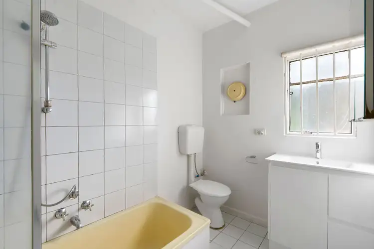 Sixth view of Homely unit listing, 3/166 Leamington Street, Reservoir VIC 3073
