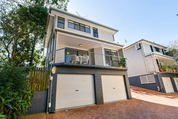 24 Arthur Terrace