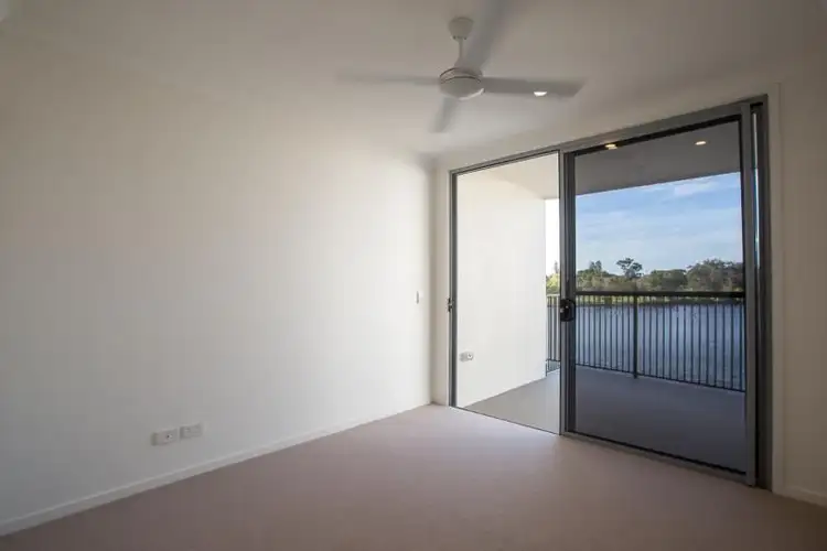 Fifth view of Homely townhouse listing, 81/3028 The Boulevard, Carrara QLD 4211
